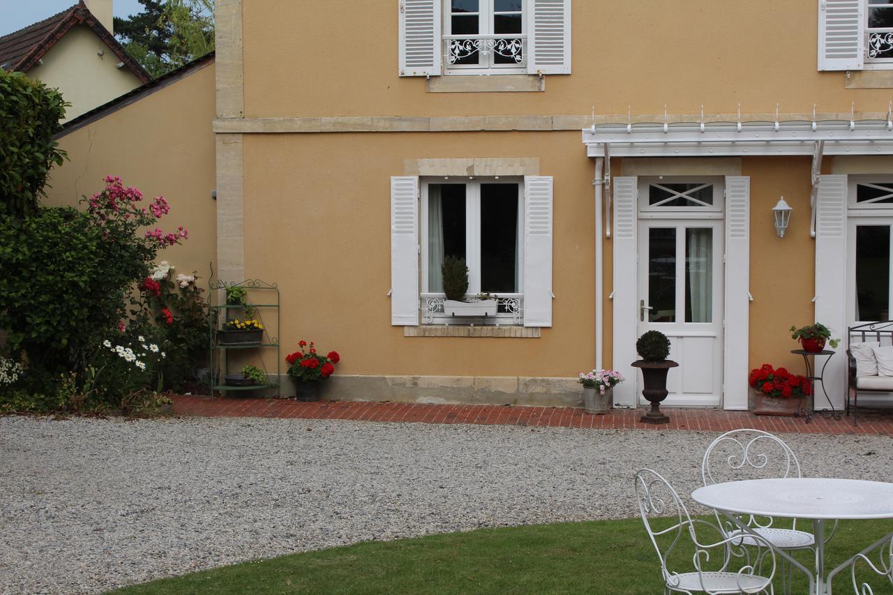 Chambres D'Hotes La Gloriette Ryes Eksteriør billede